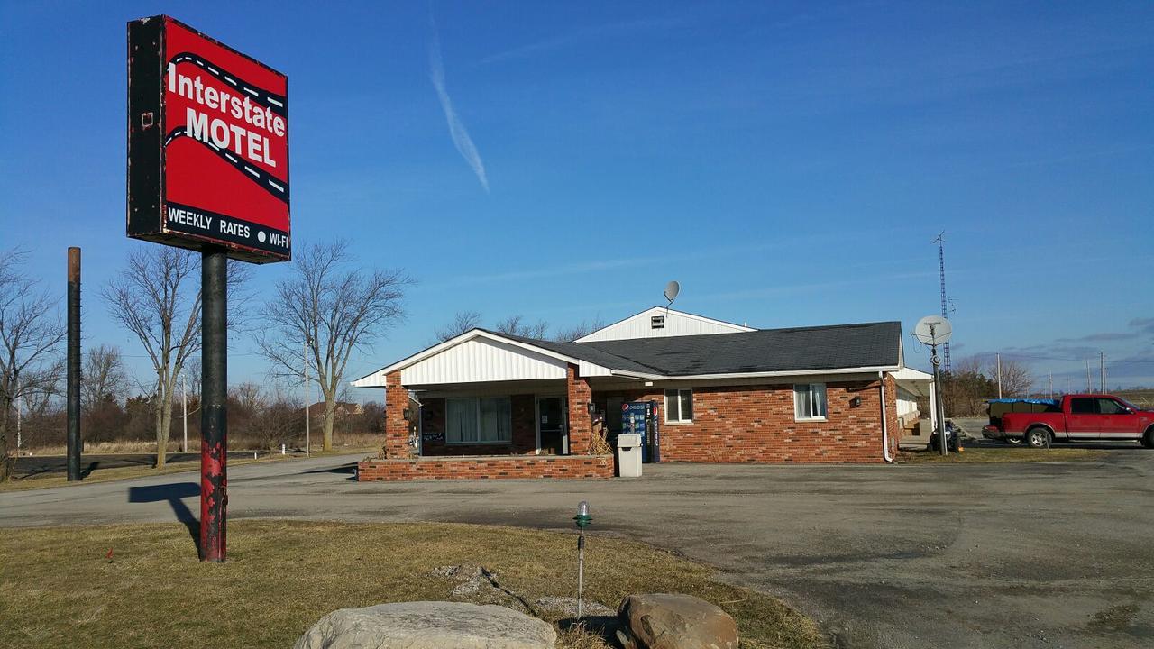 Interstate Motel Rensselaer Exterior foto